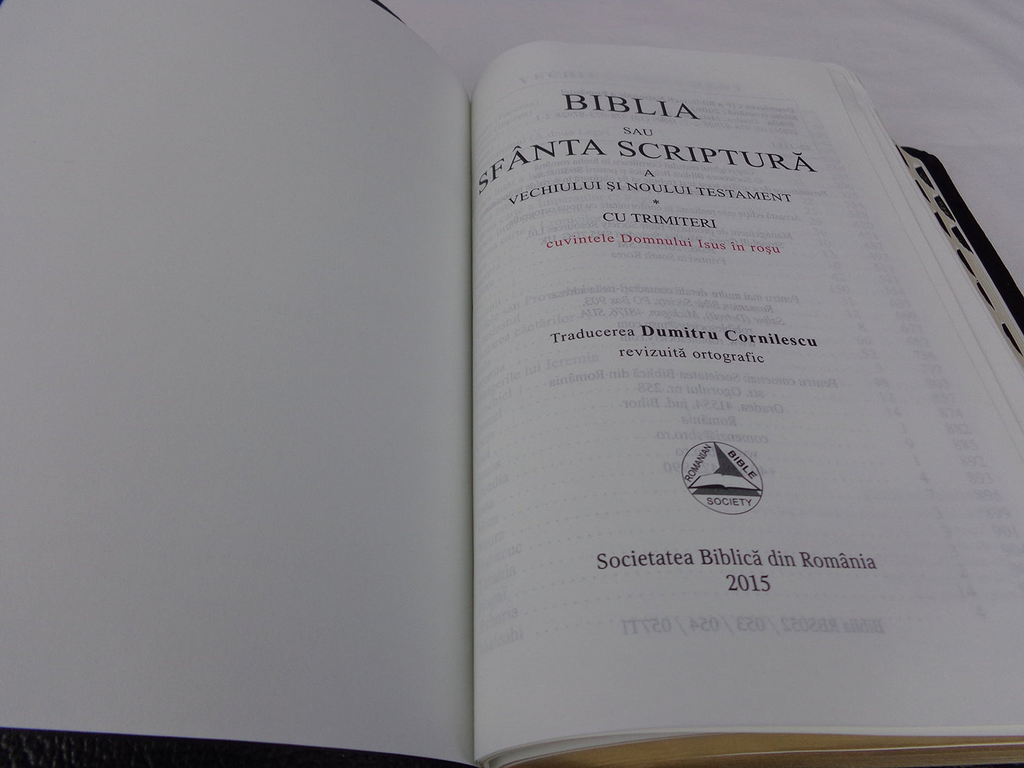 Black Genuine Leather Romanian Bible / Thumb Index, Golden Edges / Biblia sau Sfanta Scriptura Cu Trimiteri / Words of Christ in Red / Traducerea Dumitru Cornilescu 057TI Series 2015 Print